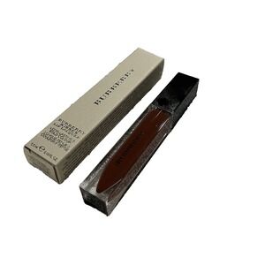 Burberry Kisses Lip Lacquer Long Lasting Bold Color‎ Lipstick Dark Russet No. 45